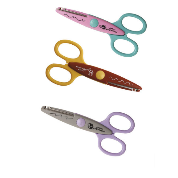 Fiskars Tijeras Decorativas para niños Animales del zoo, 3 unidades, Longitud: 13 cm, para diestros y zurdos, A partir de 4 años, Hoja de acero inoxidable/Mangos de plástico, Rosa/Rojo/Gris, Kidzors, 1003846, 1.8x17.5x22.4 cm
