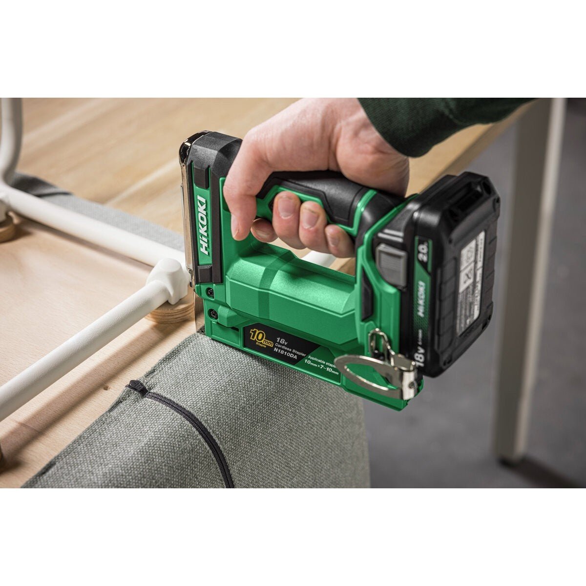 Hikoki N1810DAW4Z - Grapadora de batería N1810DAW4Z