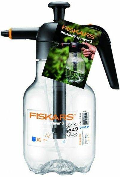 Fiskars Pulverizador a presión, Para tratamientos de plantas a base de agua, Patrón de pulverización ajustable, Válvula de seguridad para la estabilidad de la presión, 1,8l, Negro/Naranja/Transparente