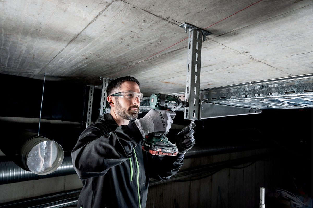 Metabo 602395840 - Atornillador de impacto de batería SSW 18 LTX 300 BL