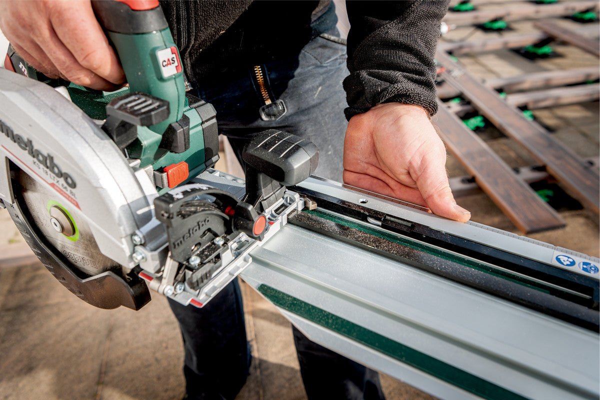 Metabo 611866840 - Sierra circular manual de batería KS 18 LTX 66 BL