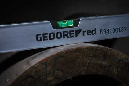 GEDORE rouge R94100187 - Niveau d'eau L=1000 mm, 3 ailettes en aluminium. magn.