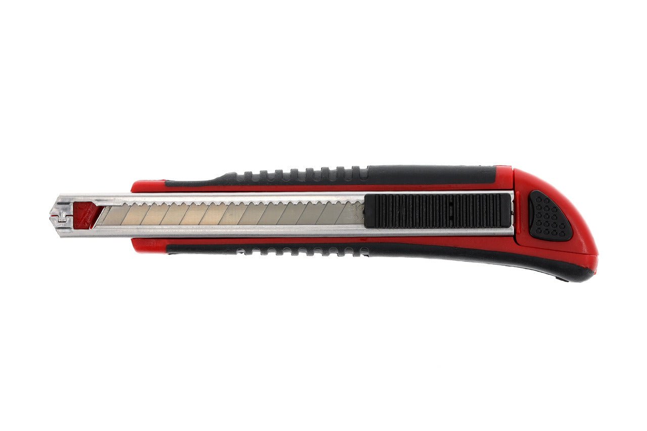 R93200010 - Cúter con 5 cuchillas, 9 mm de ancho - Ferrotecnia
