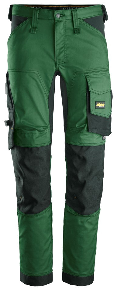 Snickers Workwear 6341 Pantalones largos de trabajo elásticos AllroundWork Slim Fit color verde forestal/ negro