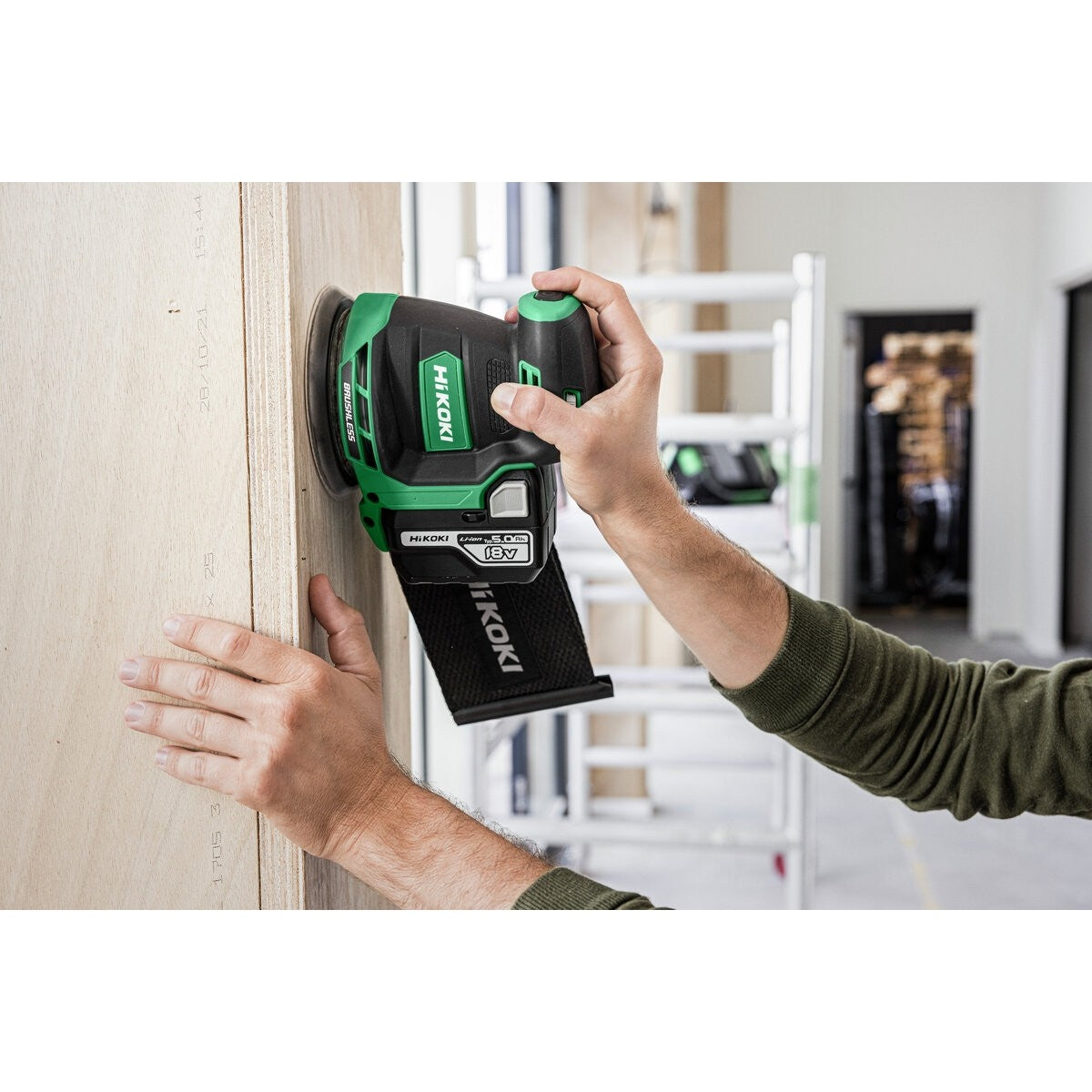 Hikoki SV1813DAW2Z - Lijadora excéntrica de batería SV1813DAW2Z