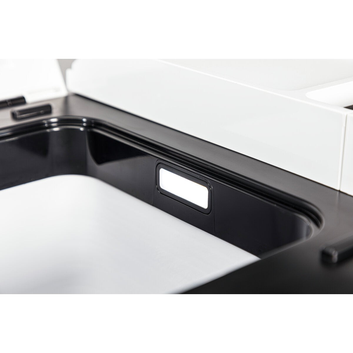 Hikoki UL18DBAW4Z - Caja de refrigeración y calefacción de batería UL18DBAW4Z