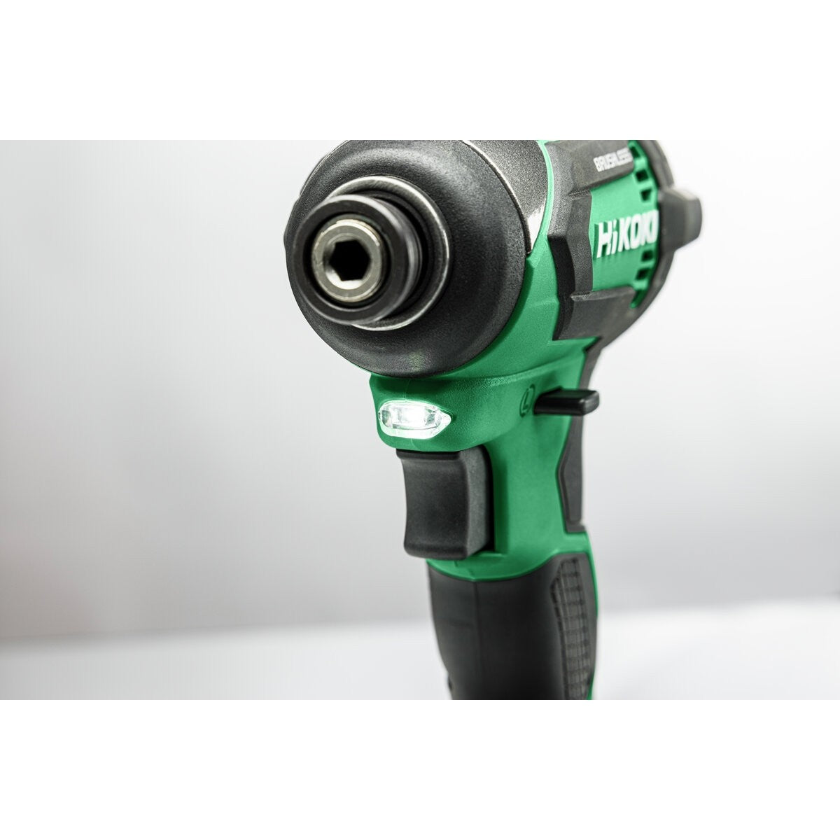 Hikoki WH18DEW2Z - Atornillador de impacto de batería WH18DEW2Z