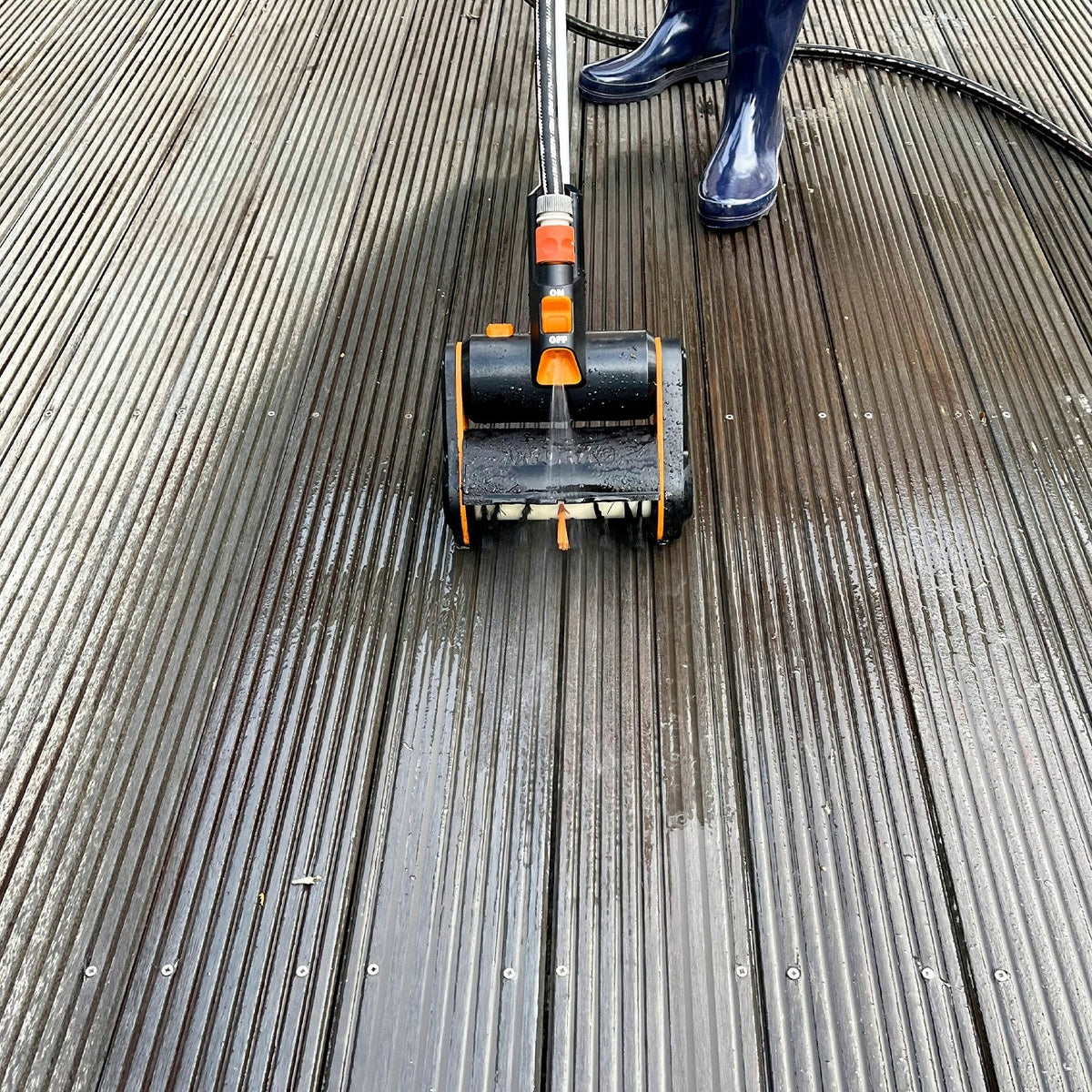Worx WG441E.9 - Cepillo limpiador multifunción 20V (S/bat)