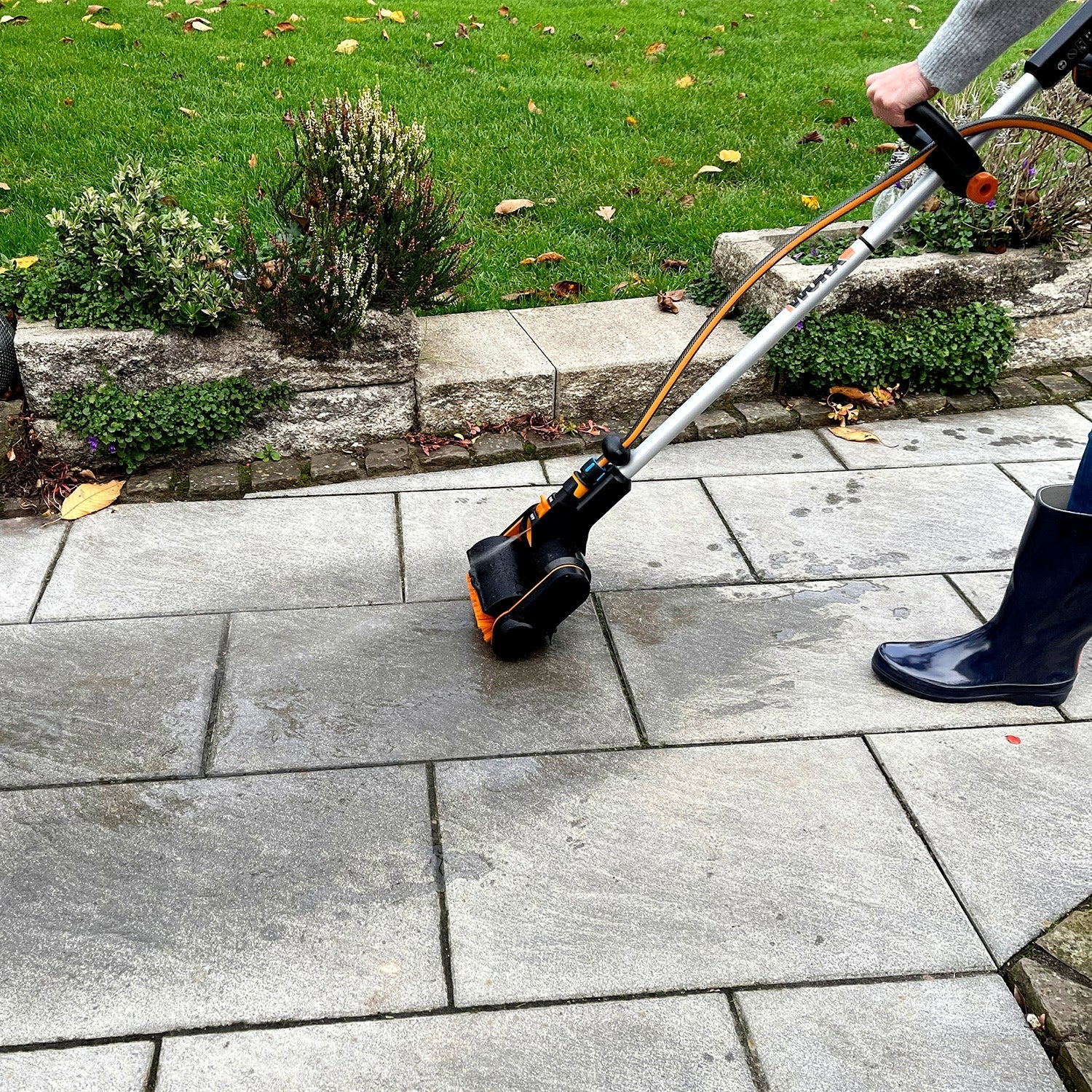 Worx WG441E.9 - Cepillo limpiador multifunción 20V (S/bat)