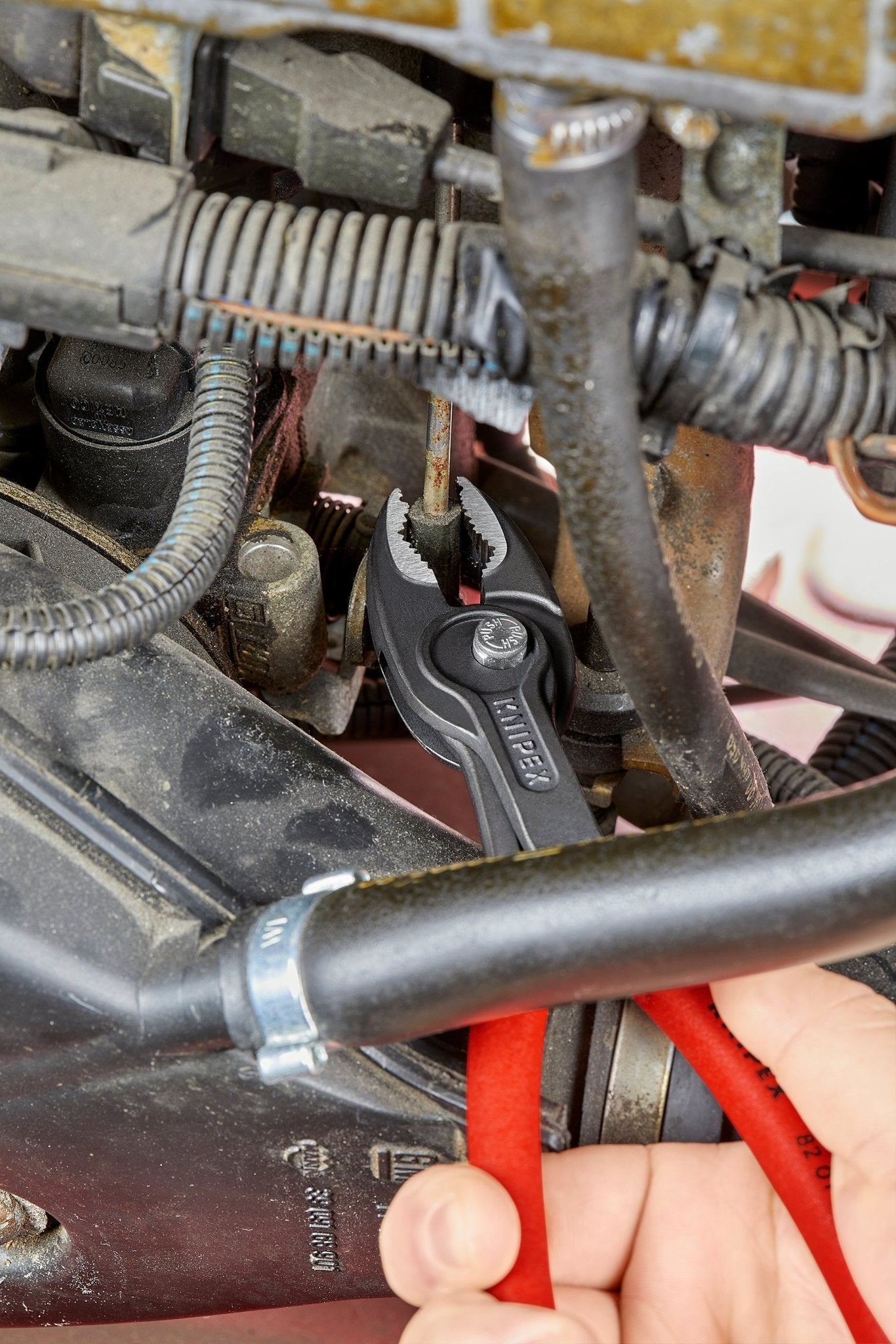 Knipex 82 01 200 - Alicate agarre frontal ajustable Knipex TwinGrip 200 mm. con mangos PVC - Ferrotecnia