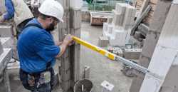 Stabila 188795 - Nivel de burbuja telescópico de 63 - 105 cm Serie 80 T - Ferrotecnia